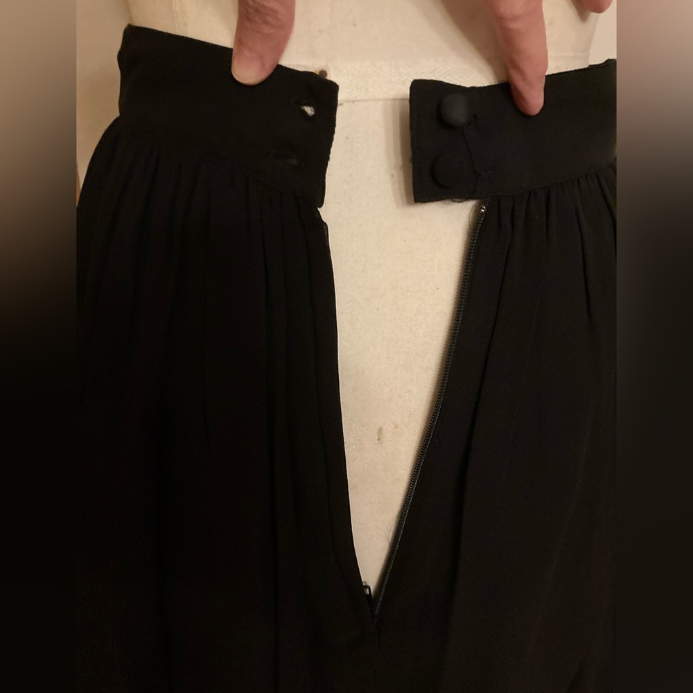 More’lle Pleated Black Maxi Skirt Silk Sheer Lined - Picture 4 of 6